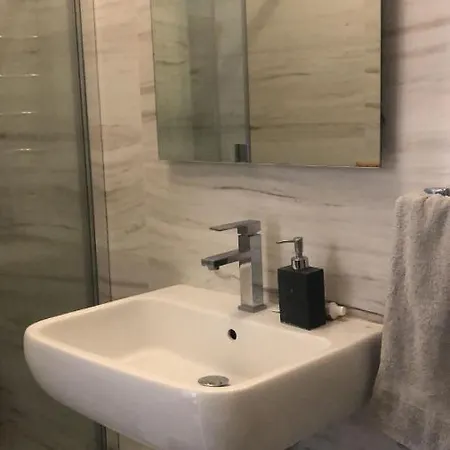 La Stanza Di Zeza 3*